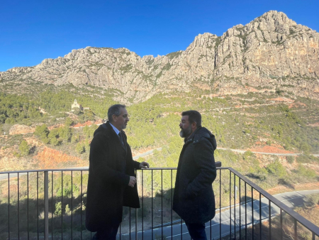 El delegat del Govern visita l'Ajuntament de Collbató