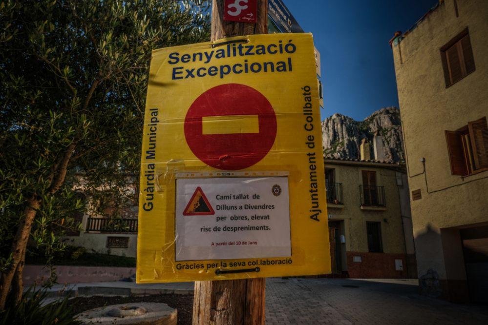 Senyalització als accessos des de Collbató.