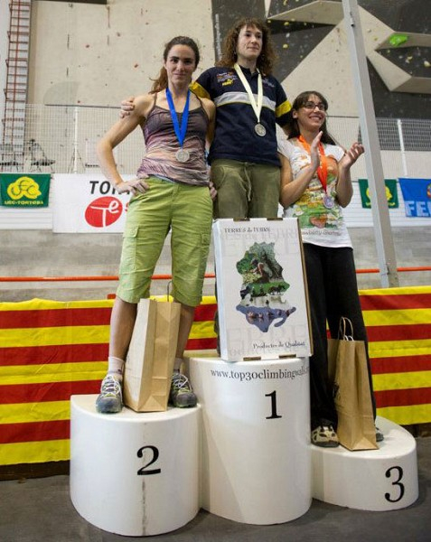 Sara Aicart a la tercera posició del podi