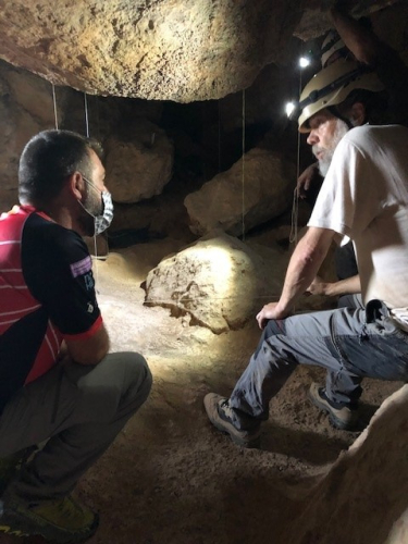 Visita excavacions Cova Freda i Gran