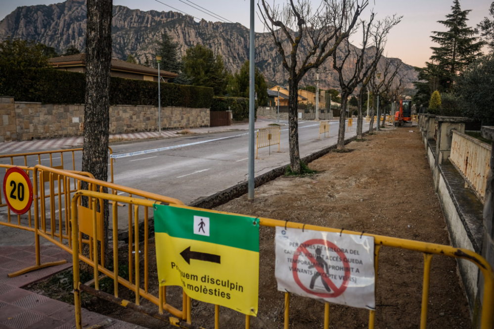 Comencen les obres de millora de l'avinguda del Centenari.