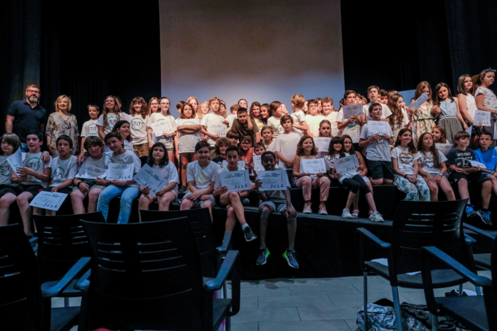 Foto de família dels participants en el projecte CuEmE.