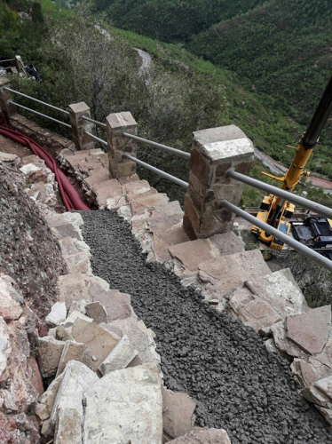Obres a les Coves de Montserrat