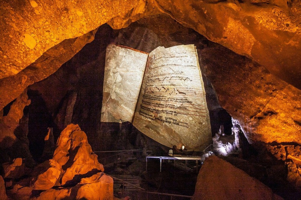 Les Coves de Montserrat