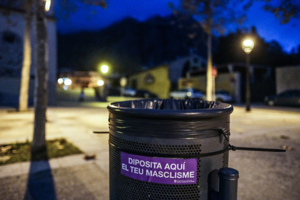Collbató se suma a la campanya Diposita aquí el teu masclisme