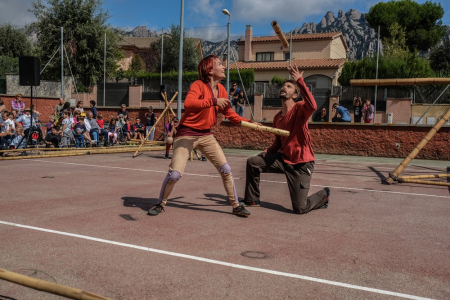 Actuació del Circ Bover a Can Dalmases