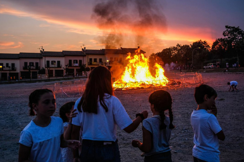 La foguera de Sant Joan, a Collbató