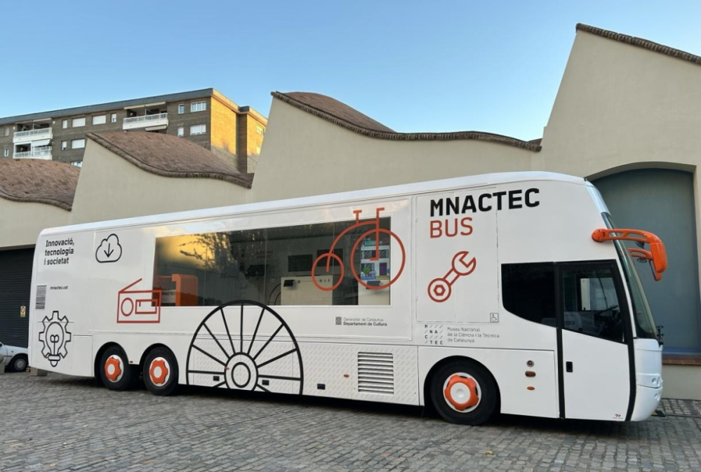 MNACTEC Bus