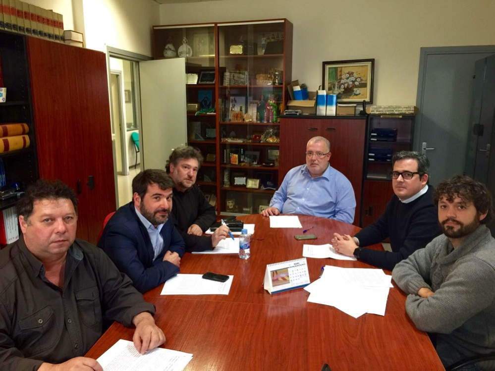 DECLARACIÓ CONJUNTA MALES OLORS