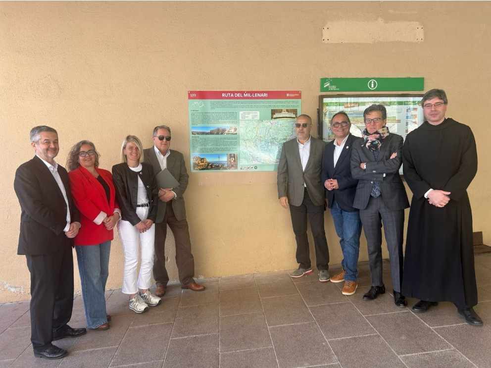 Foto de grup impulsors Ruta Mil·lenari