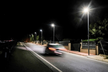 Nova il·luminació led al lateral de l'A-2