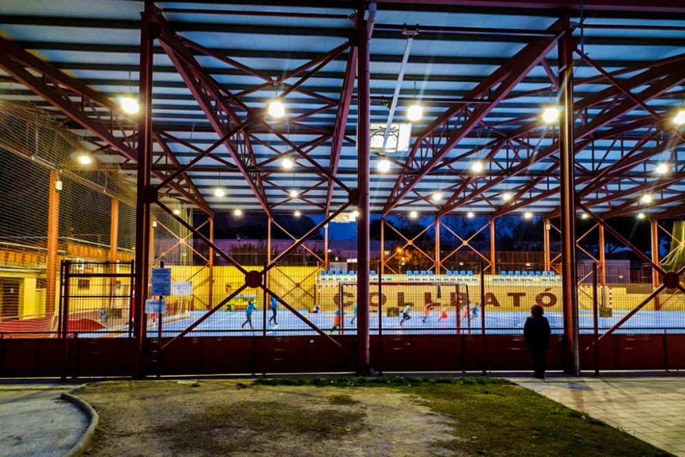 La pista Martí Gil, amb la nova il·luminació.