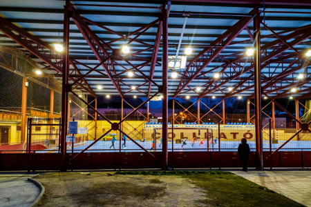 La pista Martí Gil, amb la nova il·luminació.