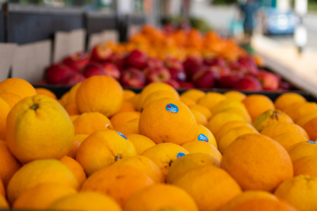 El mercat dels diumenges obrirà per oferir únicament productes d’alimentació