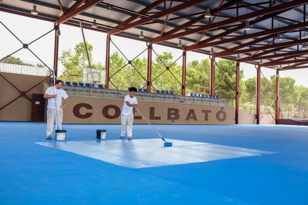 Treballs de rehabilitació de la pista coberta Martí Gil