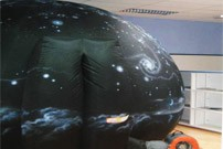 Imatge de l'exterior del planetari