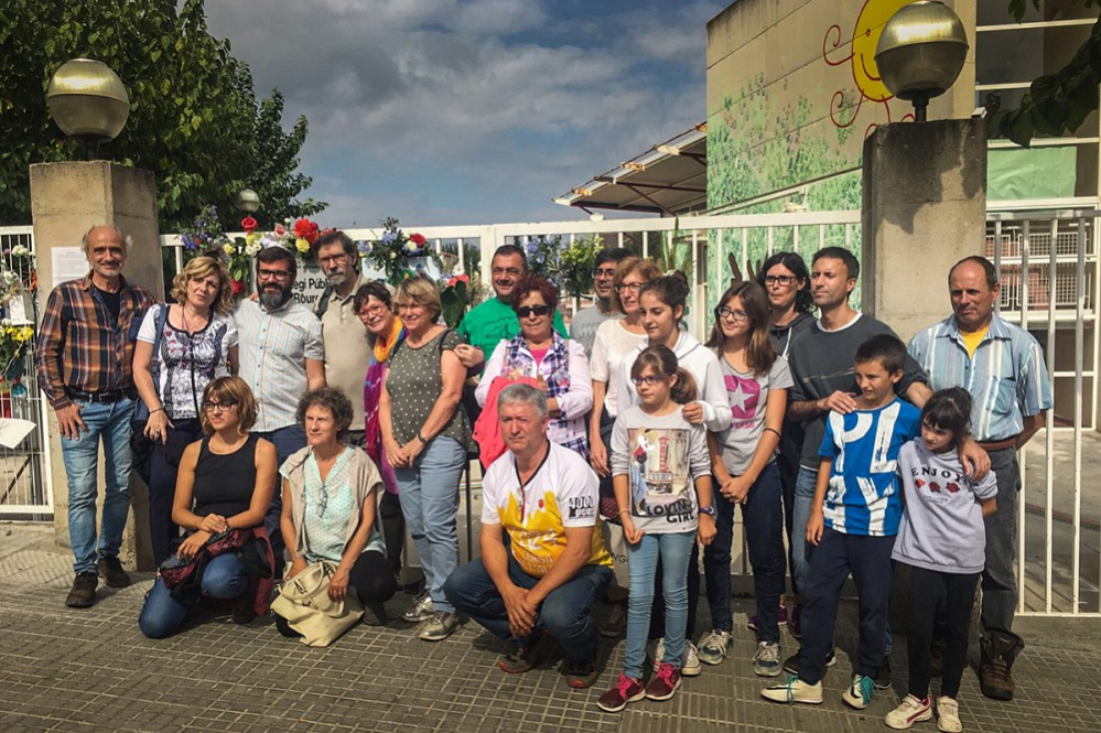 Ofrena floral a Sant Esteve Sesrovires