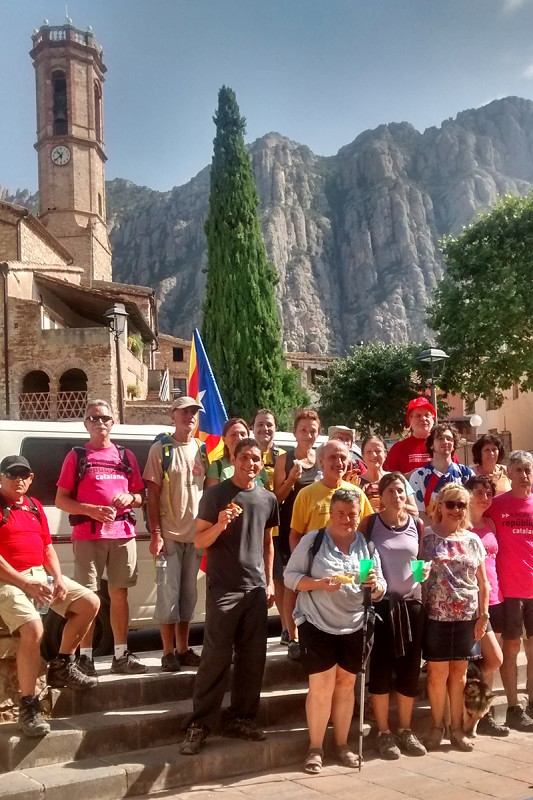 Rebuda oficial als participants de la marxa Som