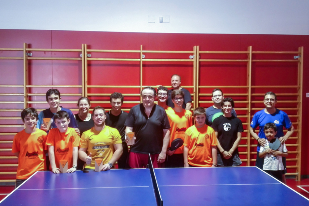 Els participants en el torneig del Club de Tennis Taula Collbató