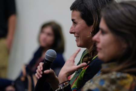 Els assistents van participar activament en el debat
