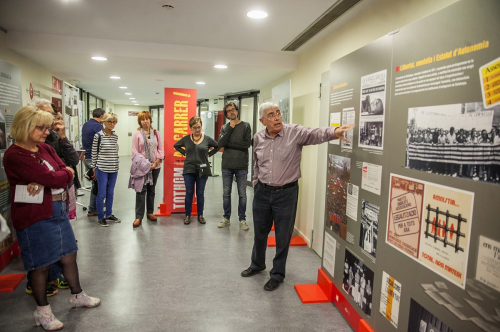 Visita guiada a l'exposició "Tothom al carrer!"