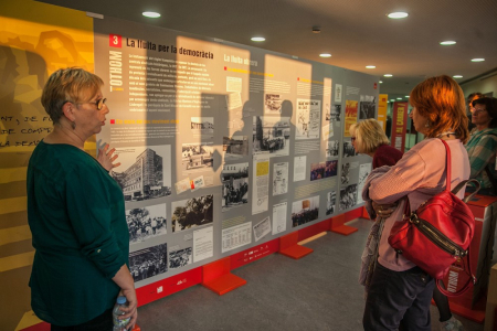 Visita guiada a l'exposició "Tothom al carrer!"