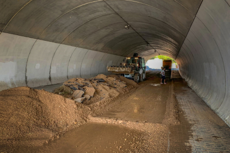 Retirada del runam del túnel de Can Dalmases