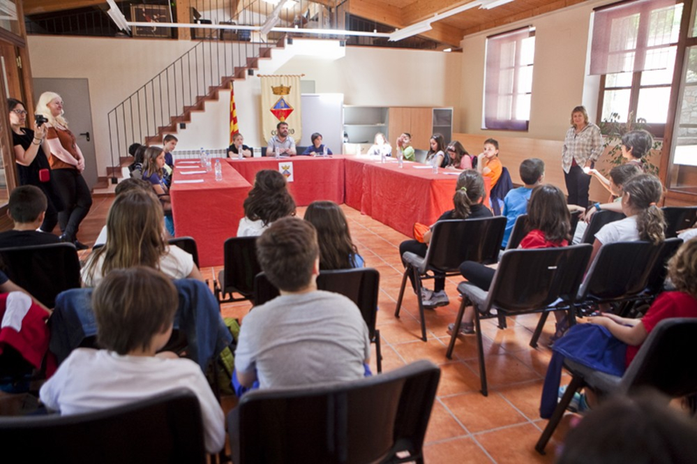 Visita a l'ajuntament dels alumnes de l'Escola la Salut