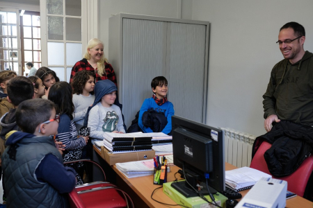 Visita dels nens de l'escola La Salut a l'Ajuntament